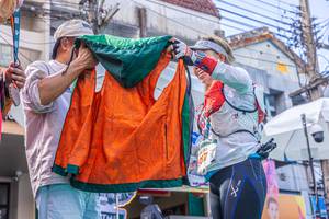 BIB: 2210
                            <button type="button" onclick="openModal(21773259)" class="btn btn-primary btn-sm float-right btn-popup" data-toggle="modal" data-target=".modal-high-quality">
                        <i class="fas fa-shopping-cart"></i> Add to Cart
                    </button>
                                            <button type="button" onclick="isThisMe(21773259, true)" class="btn btn-success btn-sm float-right btn-popup btn-isme hidden" data-toggle="tooltip" data-placement="bottom" title="นี่คือรูปของคุณใช่ไหม คลิกที่นี่เพื่อเอาเข้าอัลบั้ม">
                        <i class="fas fa-plus"></i> Add to album
                    </button>
                    <button type="button" onclick="isThisMe(21773259, false)" class="btn btn-warning btn-sm float-right btn-popup btn-isnotme hidden">
                        <i class="fas fa-ban"></i> Remove from album
                    </button>